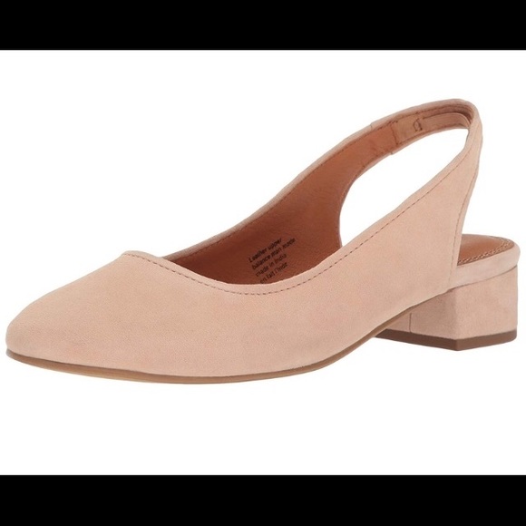 nude low heel dress shoes